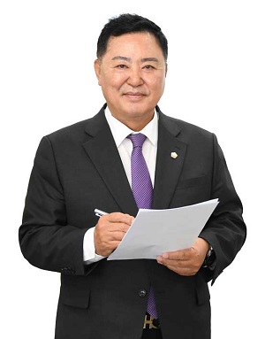 金泰万