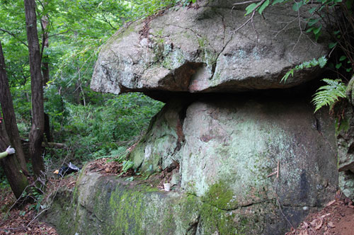 魚登山韓末義兵戦蹟碑